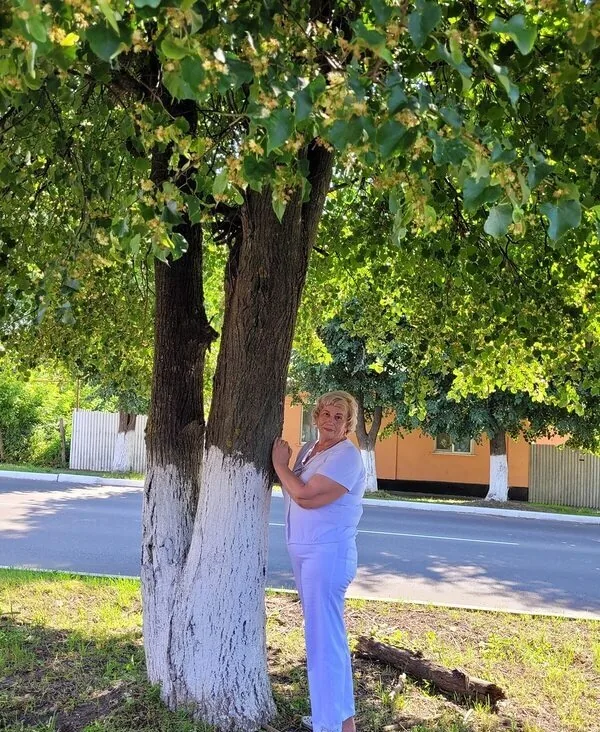 Полина
