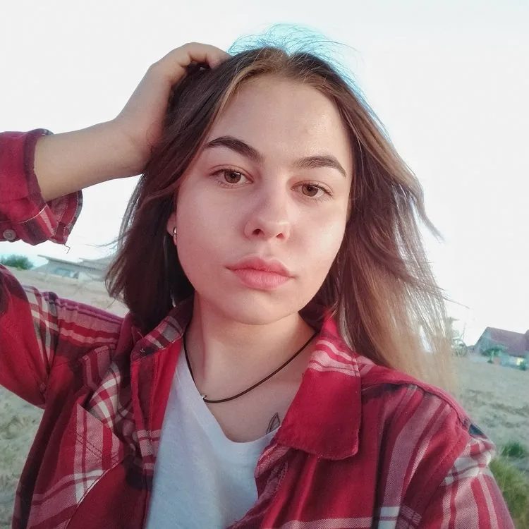 Алёна