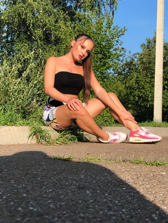 Полина