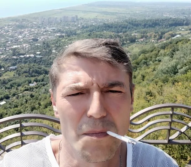 Толик