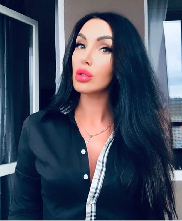 Полина